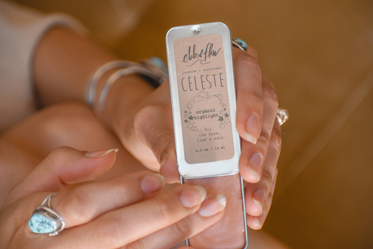 Celeste - Rose Gold Makeup Highlighter/Luminizer
