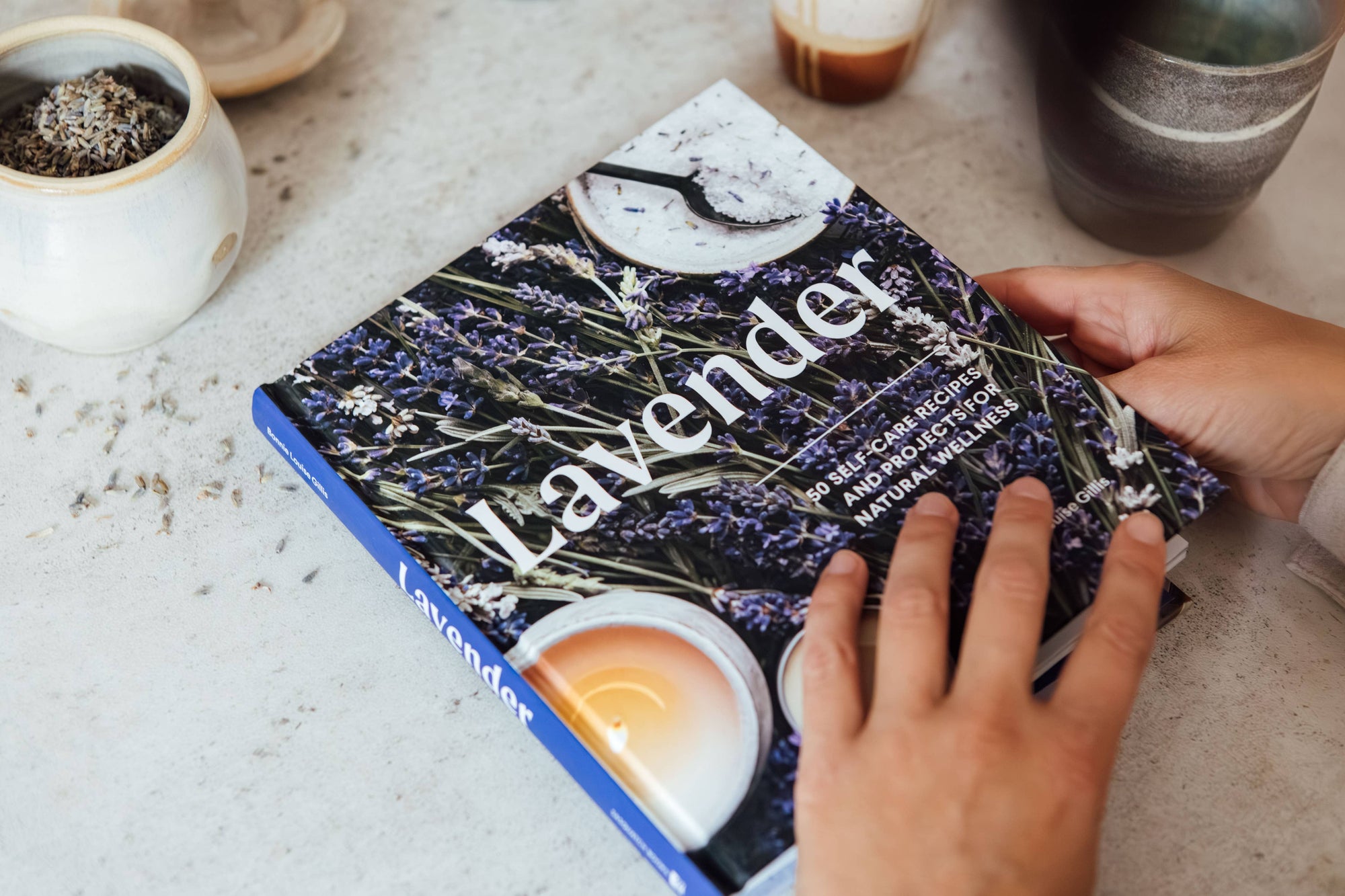 Lavender: 50 Self-Care Recipes and Projects for Wellness