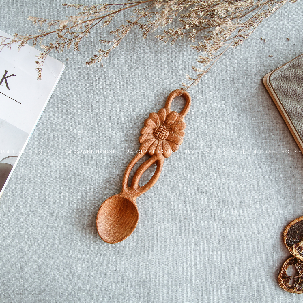 Hand Carved One Flower-Shape Handle Wooden Spoon