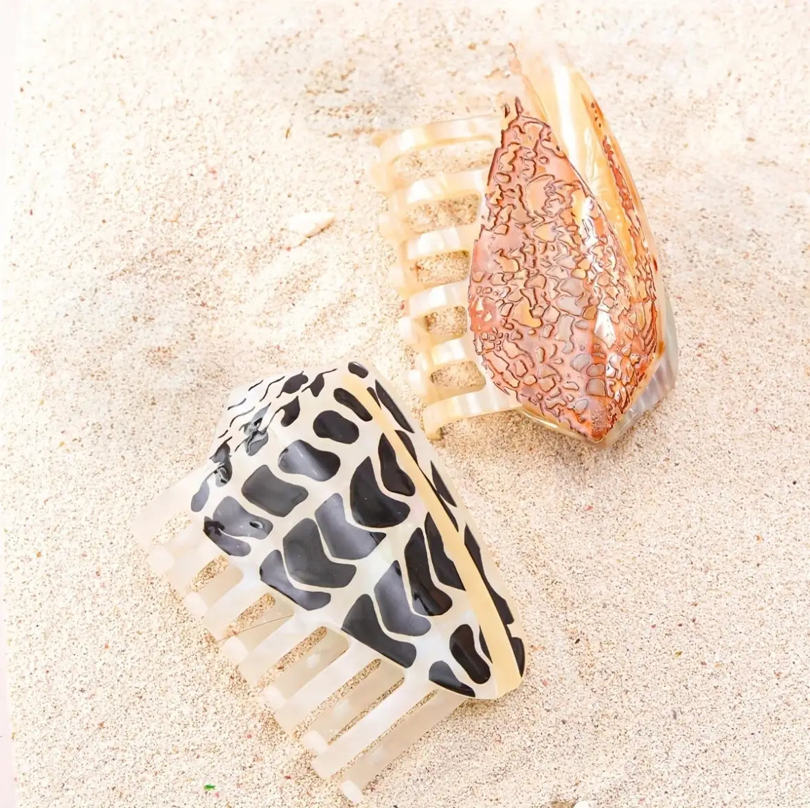 Hebrew Cone Claw Clip