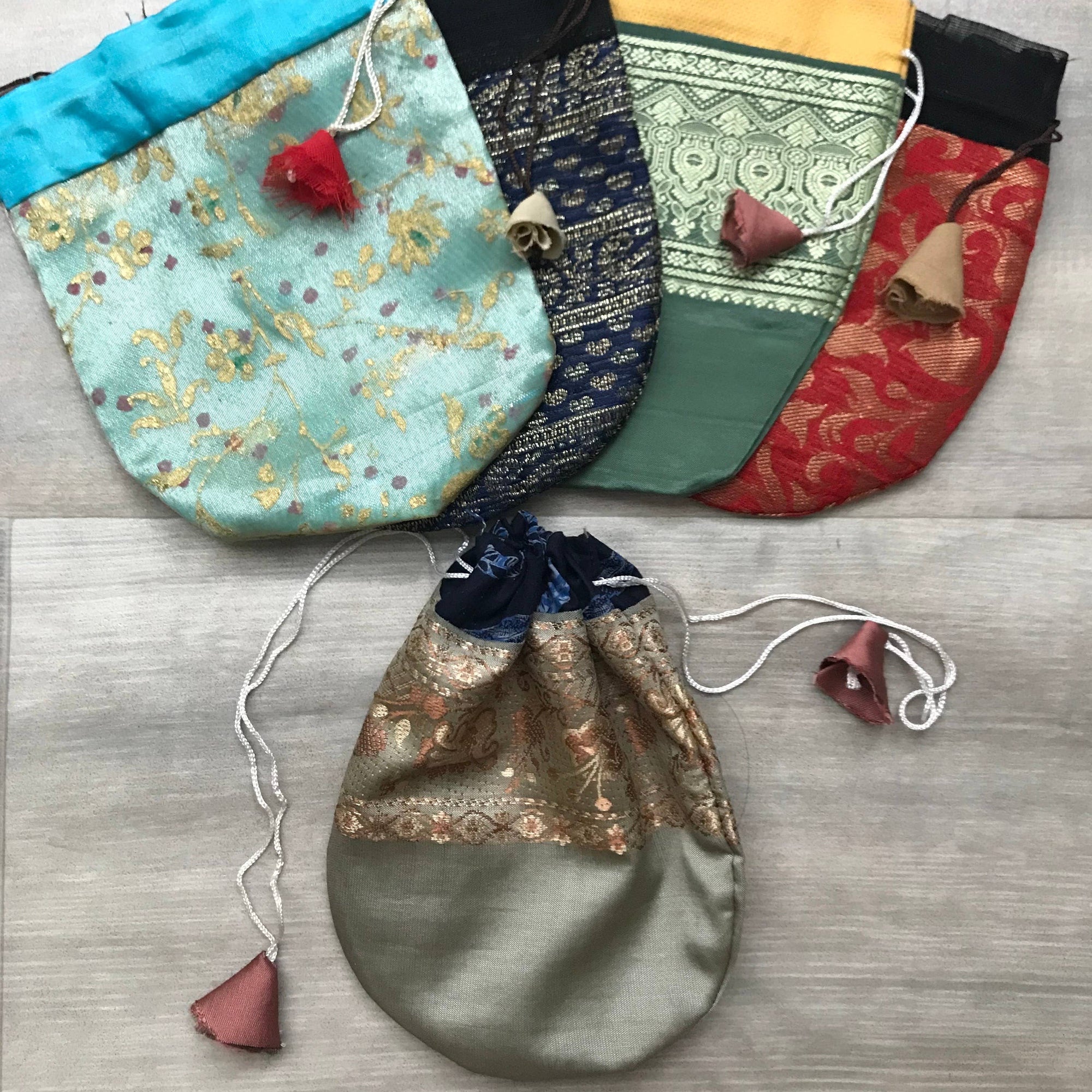 Sari Gift Bag/Pouch - Perfect for Gifts!