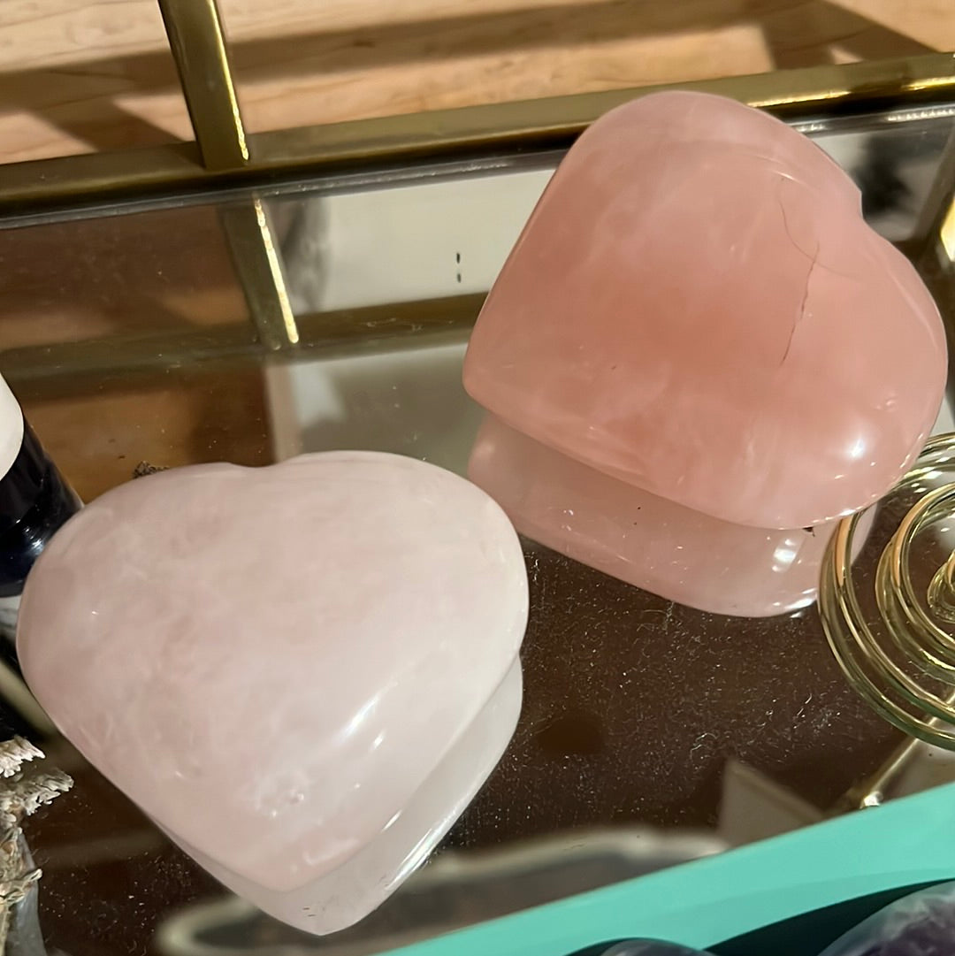 Rose quartz heart