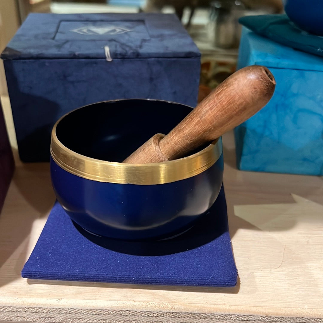 Chakra singing bowls